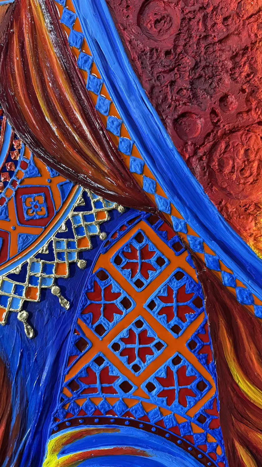 Image of Енергія незламної  by Kateryna Zubik, size: 140х190 см , made of Мдф, текстурна паста, епоксидна смола, акрил, поталь, Mixed media medium, from Україна, Львів , part of the Мотанка series Photo 5 of 7.