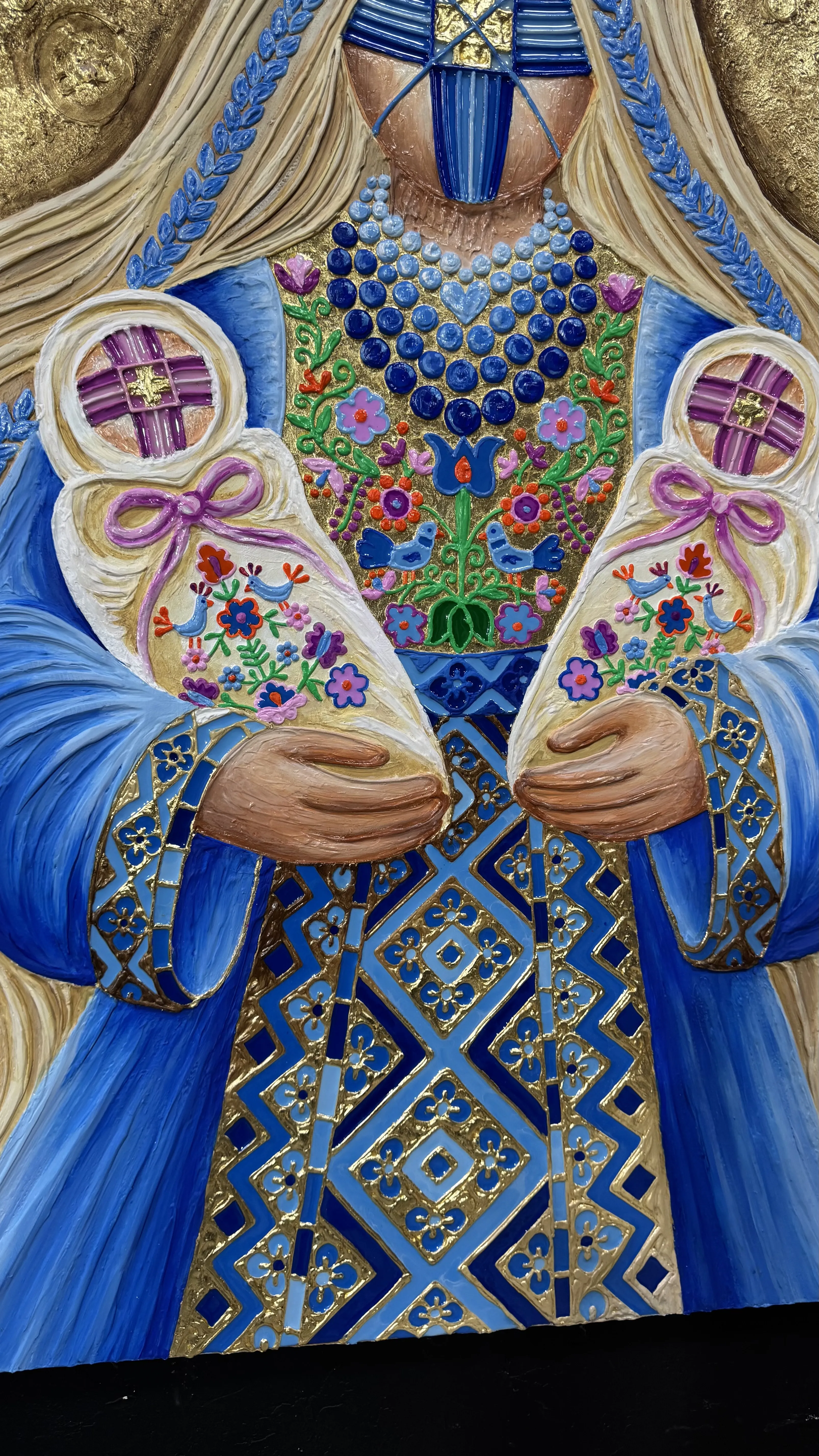 Image of Щастя by Kateryna Zubik, size: 95х125 см , made of Мдф, текстурна паста, епоксидна смола, акрил, поталь, Mixed media medium, from Україна, Львів, part of the Мотанка series Photo 9 of 18.
