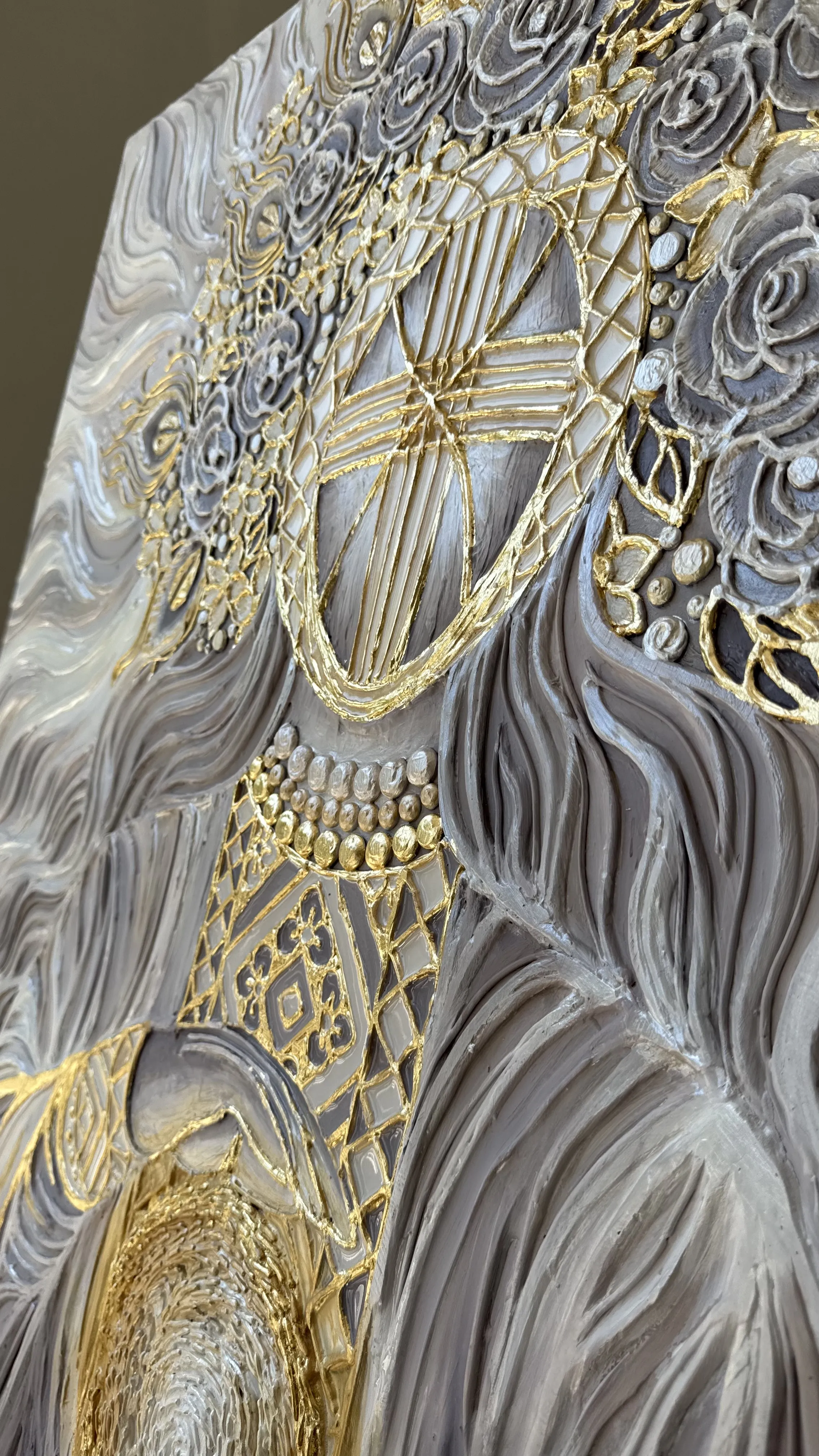 Image of Світло крізь грозу  by Kateryna Zubik, size: 110х140 см , made of Мдф, текстурна паста, епоксидна смола, акрил, поталь, Mixed media medium, from Украіна, Львів, part of the Мотанка series Photo 8 of 16.