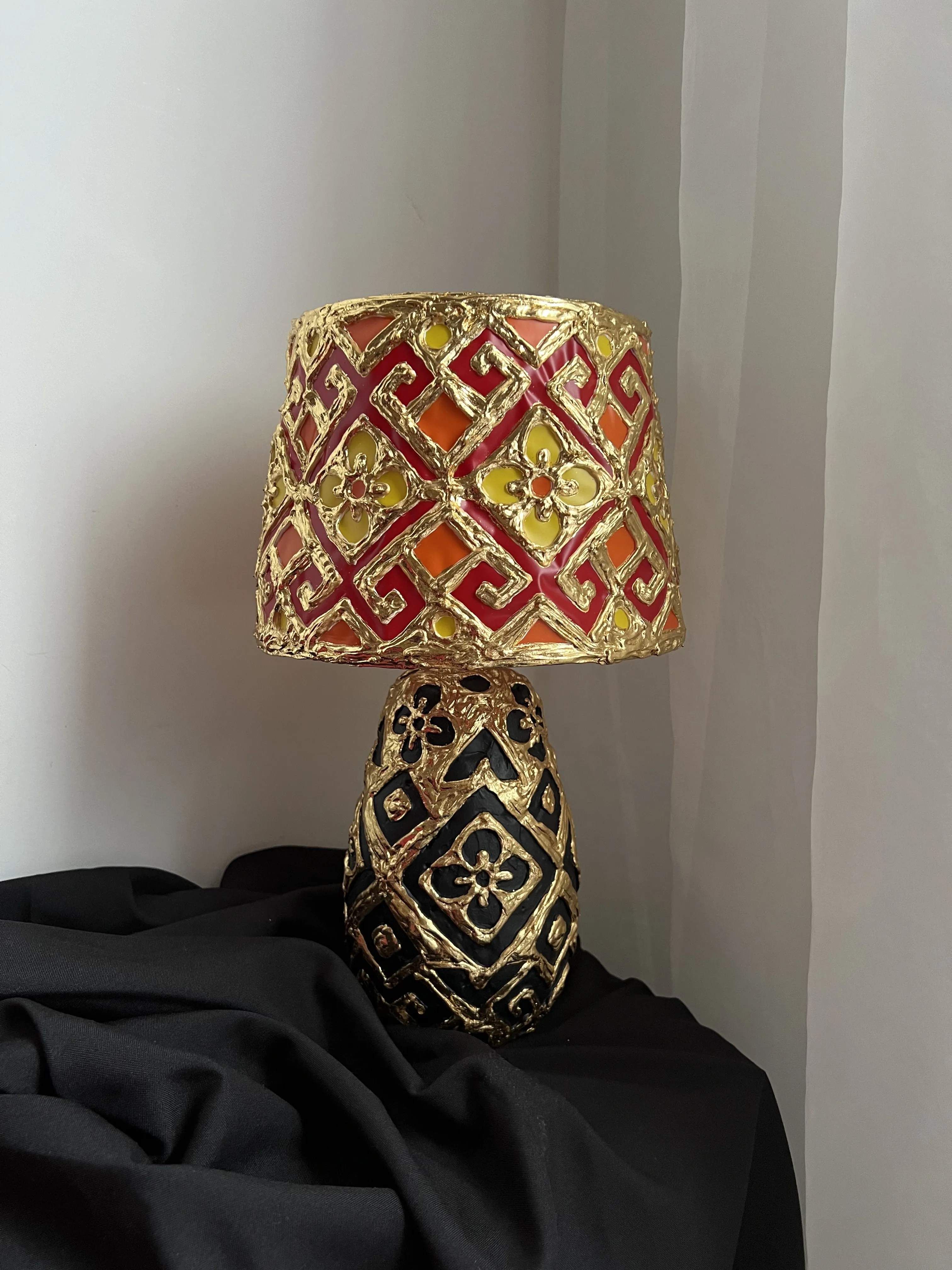 Image of Файне світло  by Kateryna Zubik, size: 45х30 см , made of Кераміка, оракал, текстурна паста , поло золота , лампа , Mixed media medium, part of the файне світло series, priced at $350 (≈ 15,680 грн) Photo 12 of 12.